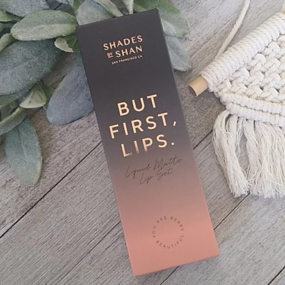 NIB SHADES BY SHAN Ingleside 2 Piece Lip Set